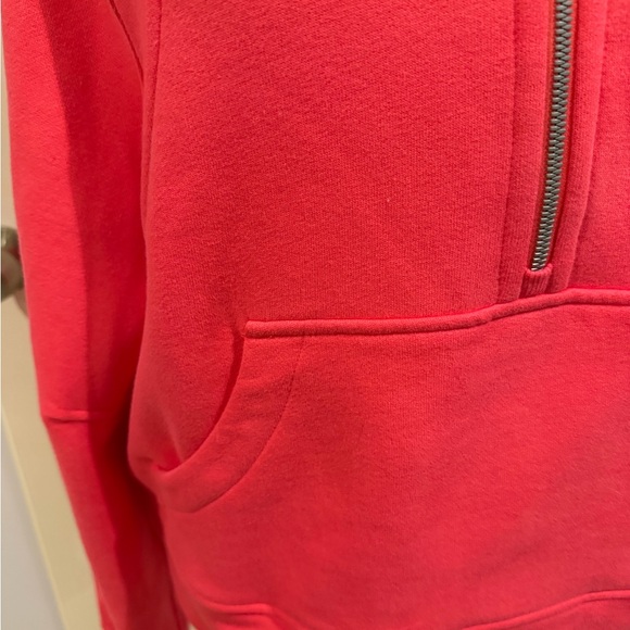 Lululemon Athletica Scuba Bright Pink Hoodie - Picture 4 of 10